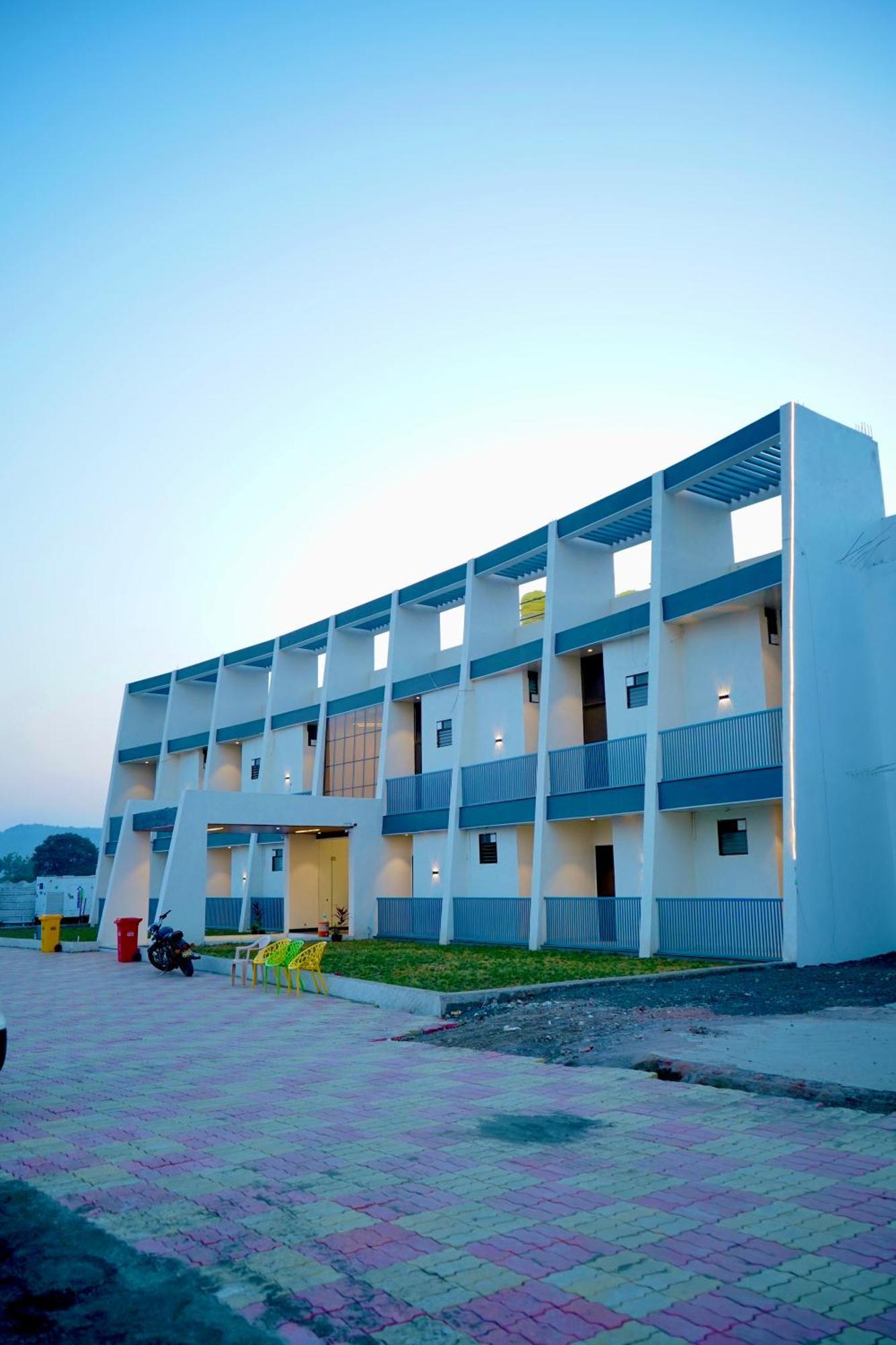 Hotel Madhuban Aurangabad  Luaran gambar